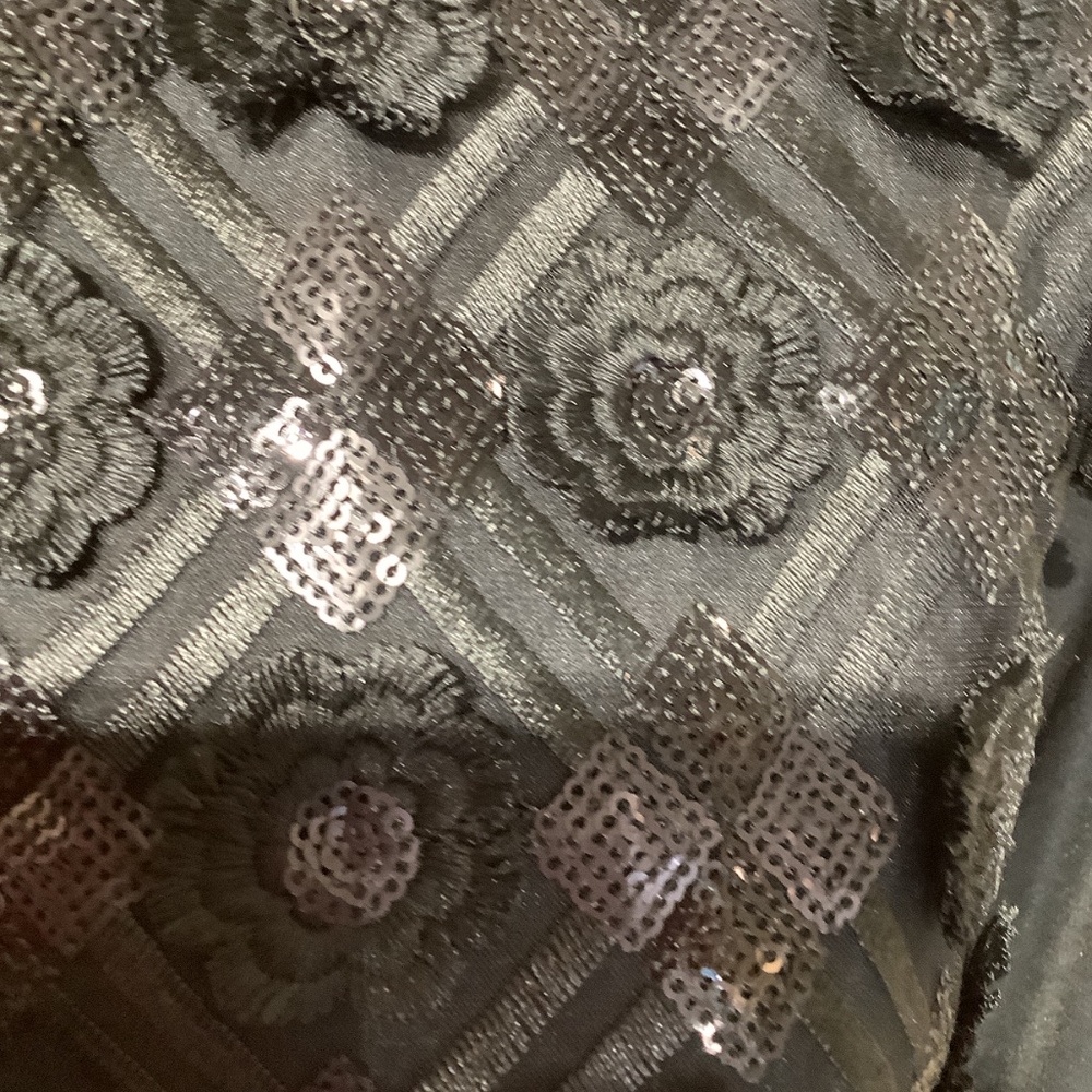 Fabulous viscosa Barcelino L/S blouse. 3 d like floral lattice detail - Picture 5 of 5